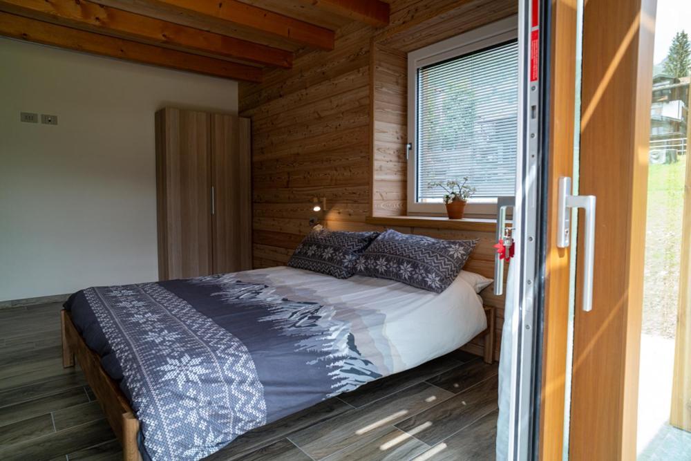 B&B Eco Chalet Merlet シャンポルク エクステリア 写真